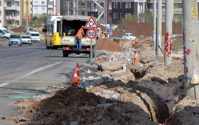 Protokol Yolu 9.8 Milyonluk Yatırımla Aydınlatılıyor