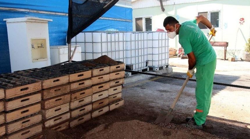 &Ccedil;ansera&rsquo;da &Uuml;retim Durmuyor