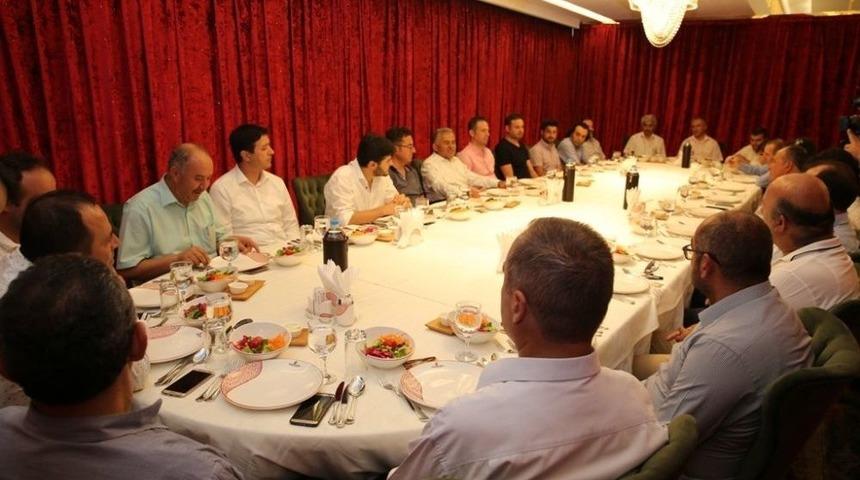 Melikgazi&rsquo;de Kentsel D&ouml;n&uuml;ş&uuml;m M&uuml;teahhitleri İle Toplantı Yapıldı