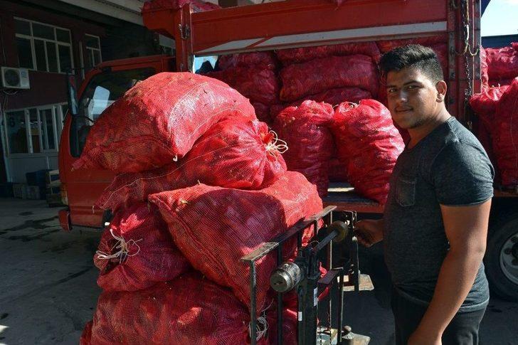 Adana’da Sezonun İlk Salçalık Biber Satışlarına Başlandı G3