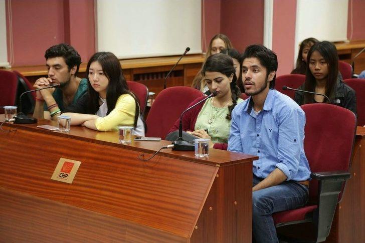 Aıesec Öğrencilerinden Başkan Kurt’a Ziyaret G1