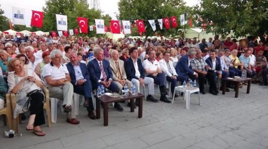 Edremit Kitap Fuarı Eski Bakan Ve Milletvekillerinin Katılımı Ile A&ccedil;ıldı