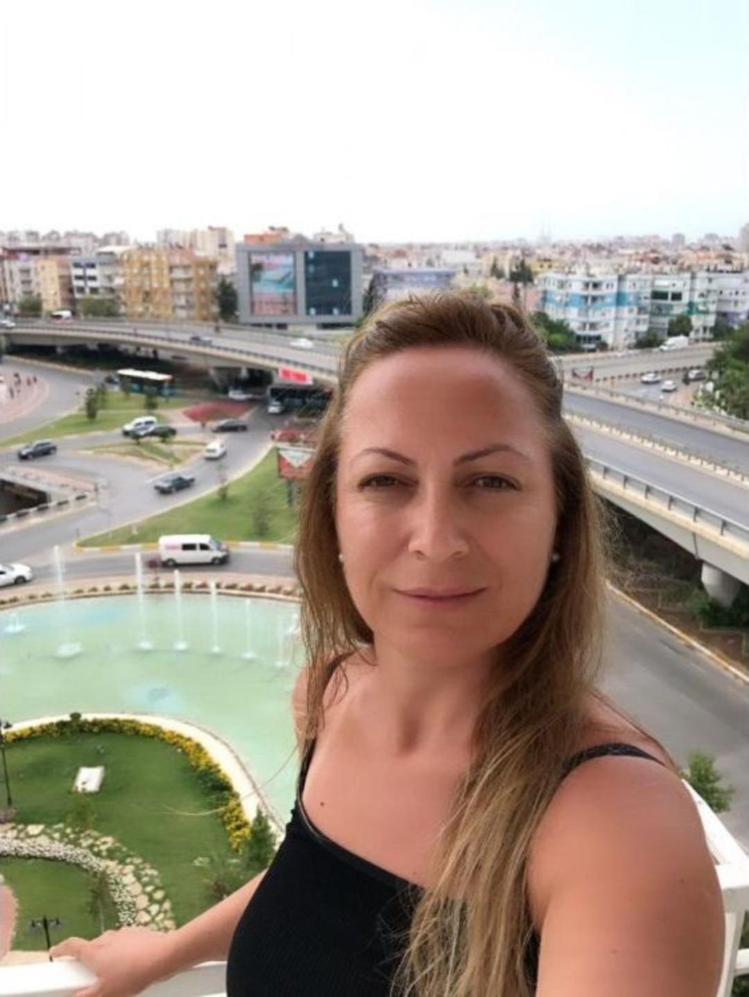 Suriyeli &Ccedil;ocukların S&uuml;s Havuzunda Tehlikeli Eğlencesi