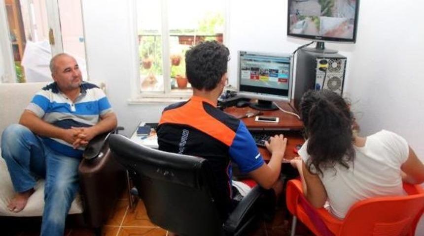 İki Kardeş Annelerinin Yasak Aşkını Ortaya Çıkardı