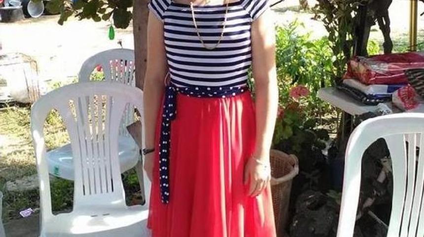 Minib&uuml;s&uuml;n A&ccedil;ılan Kapısından D&uuml;şen Hayrunnisa Yaralandı