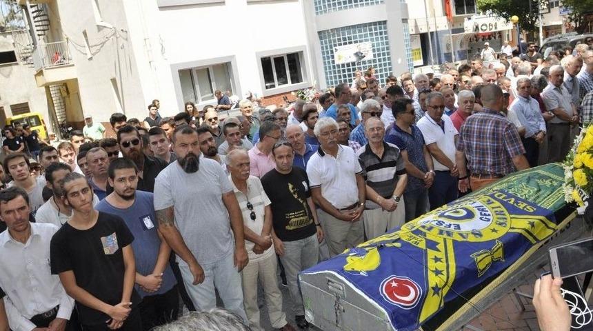Fenerbah&ccedil;e Bayrağı İle Son Yolculuğuna Uğurlandı