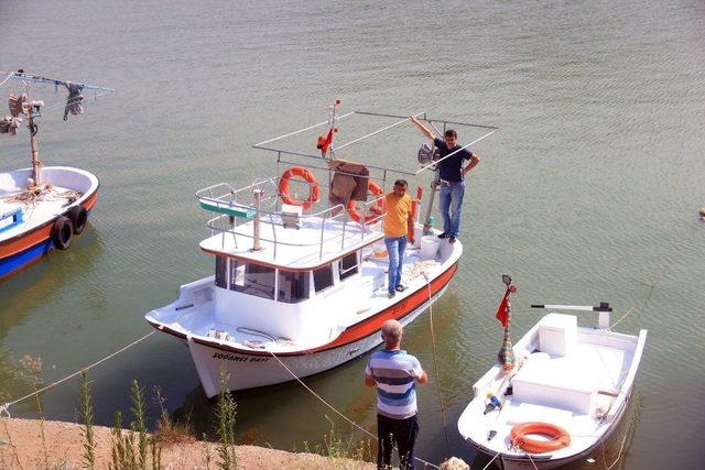 Giresun’da Teknesiyle Açılan Balıkçı Kayboldu