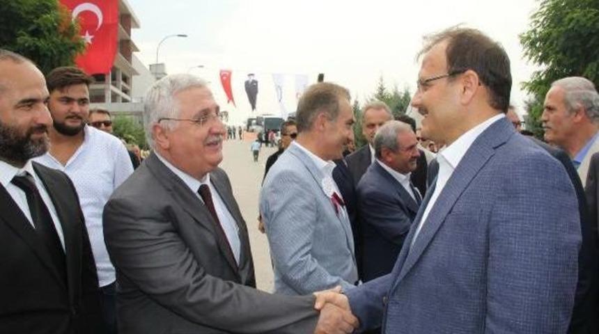 &Ccedil;avuşoğlu, "el Birliği Ile &Ccedil;alışarak Bursa'yı Ve T&uuml;rkiye'yi B&uuml;y&uuml;teceğiz" (2)