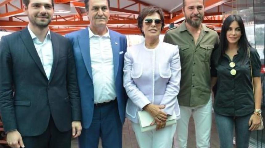 H&uuml;lya Ko&ccedil;yiğit Kaykay Federasyonu Istedi, Bakan Yardımcısı 'verdik Gitti' Dedi.