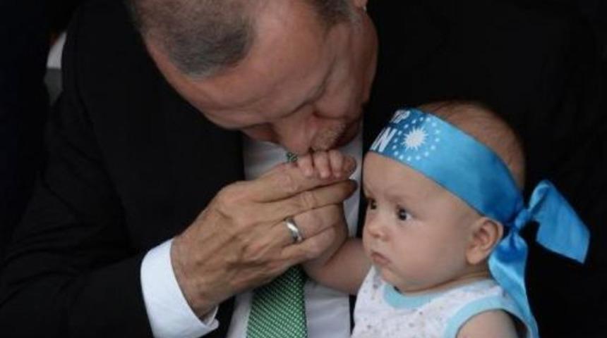Cumhurbaşkanı Erdoğan: Darbeciler Tulum, Ter&ouml;ristler Ceket, Pantolon Giyecek