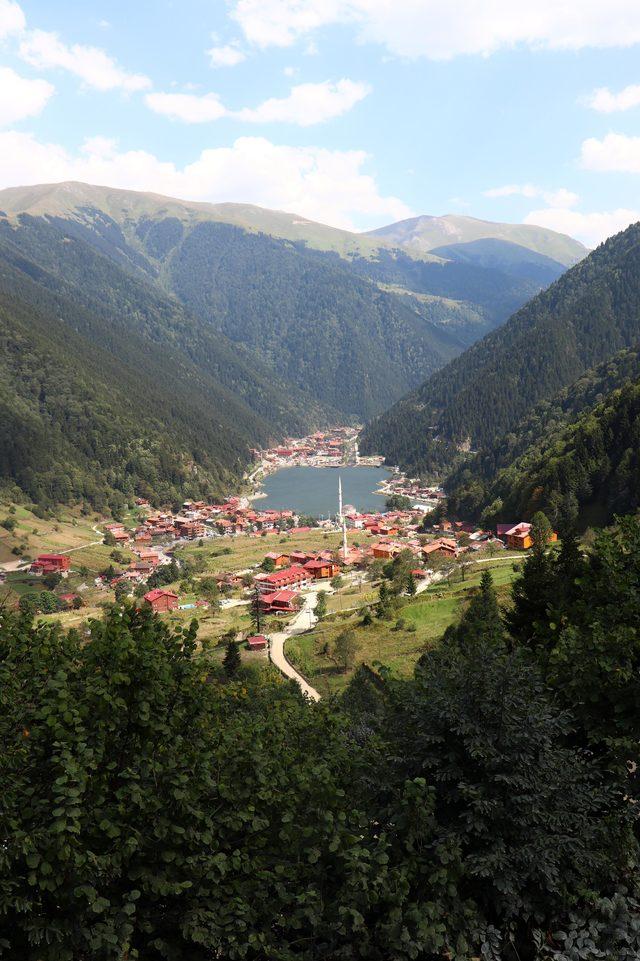 Turizm cenneti Uzungöl'de 'düşük voltaj' tepkisi