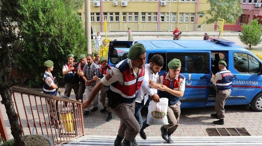 15 Kişinin Yaralandığı Silahlı Kavgada 3 Zanlı Tutuklandı