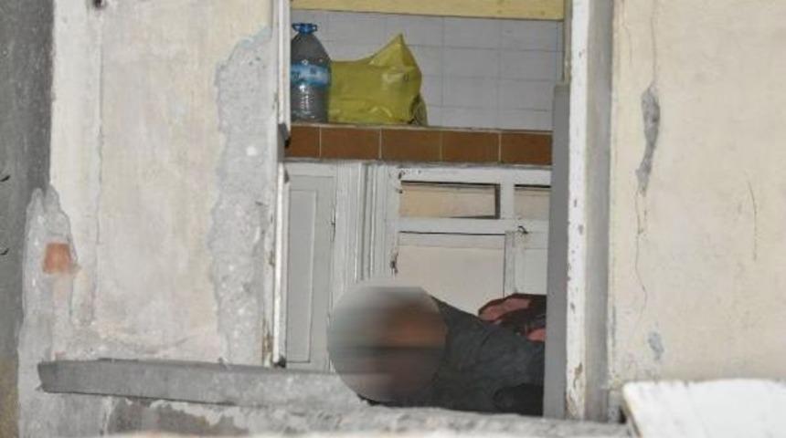 Kullanılmayan Binada Erkek Cesedi Bulundu