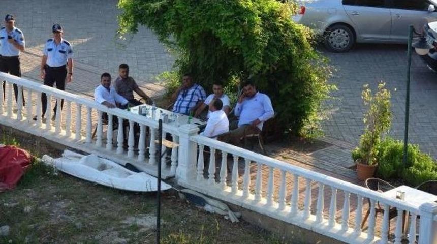 İntihar Girişimini &Ccedil;ay I&ccedil;erek Izlediler