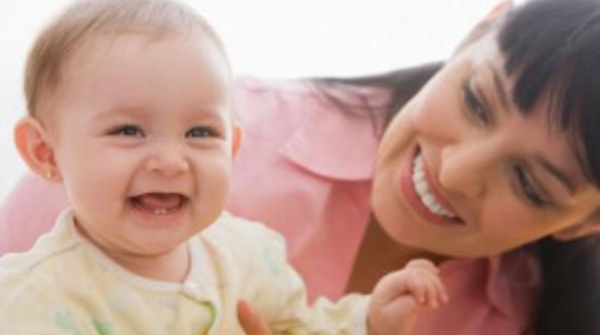 Bebeğin Aylara Göre Dil Gelişimi