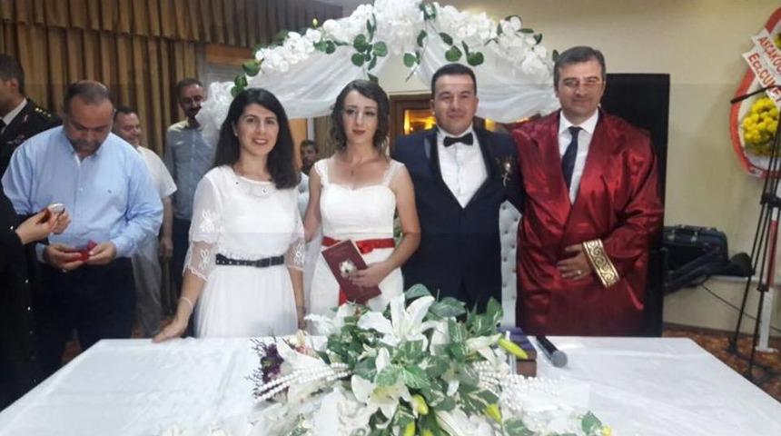 Cerablus Şehidinin Kız Kardeşi D&uuml;nyaevine Girdi