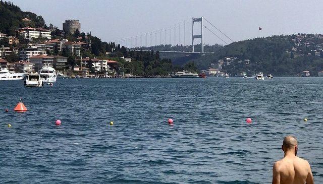 İstanbul’da Sıcak Hava Ve Nem Bunalttı