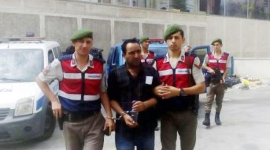 2 Kişinin &Ouml;l&uuml;m&uuml;yle İlgili Aranan Şahıs 11 Yıl Sonra Yakalandı