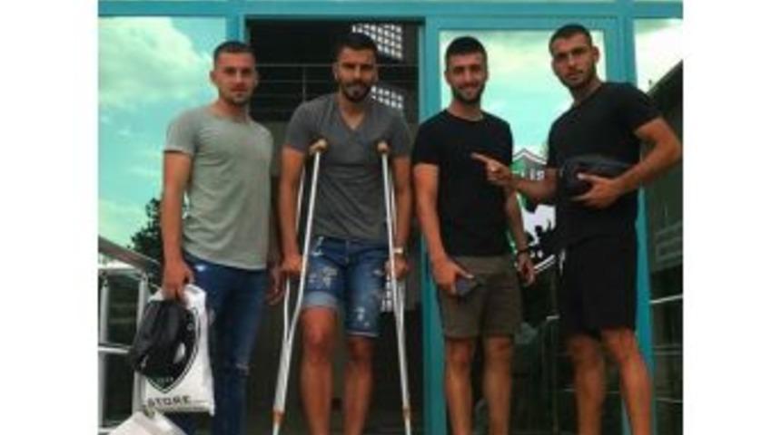 Denizlisporlu Cenk, 6 Hafta Sahalardan Uzak Kalacak