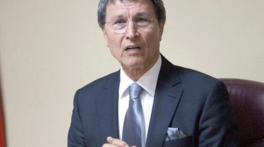 Hala&ccedil;oğlu&rsquo;Dan, Oğan&rsquo;A 'damat Ferit' Benzetmesi