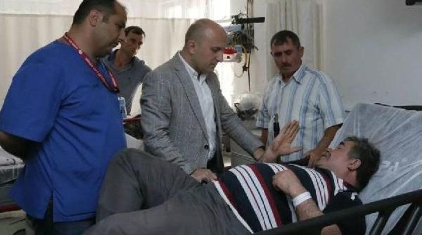 Vali Varol Otob&uuml;s Kazasında Yaralananları Ziyaret Etti