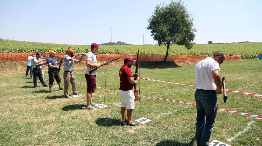 Ortalık Silah Sesleriyle Yankılandı