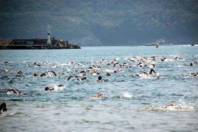 Uluslararası Amasra Açık Su Maratonu Başladı