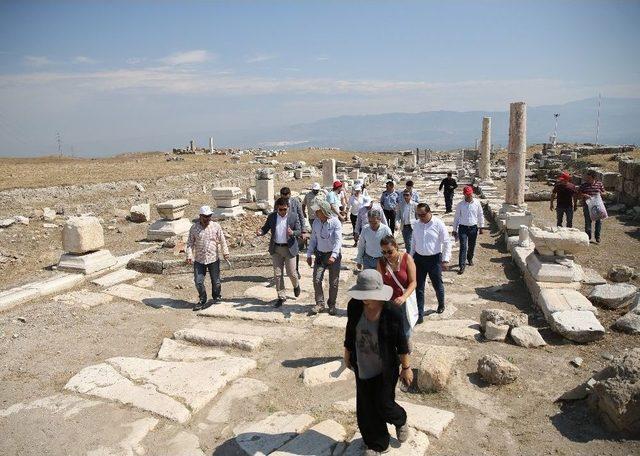 Bin 500 Yıl Önce Yıkılan Antik Kentteki Cadde Onarılacak