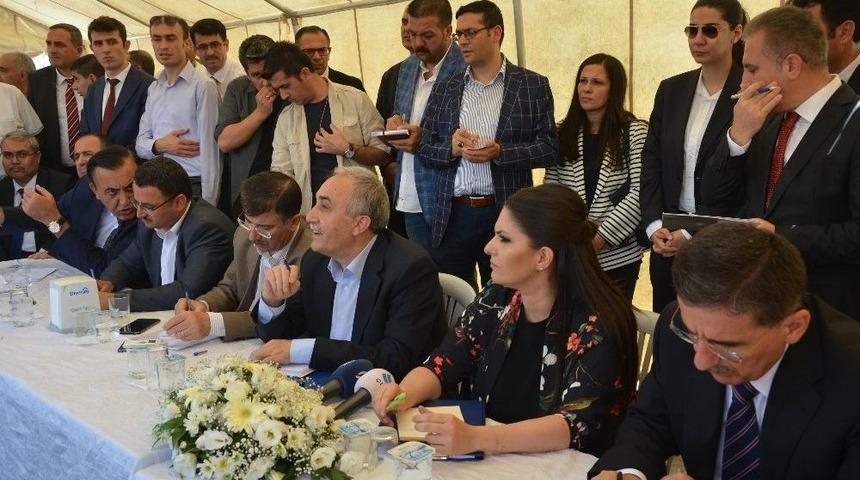 Bakan Fakıbaba Ve Sarıeroğlu&rsquo;ndan Mevsimlik Tarım İş&ccedil;ilerine Ziyaret