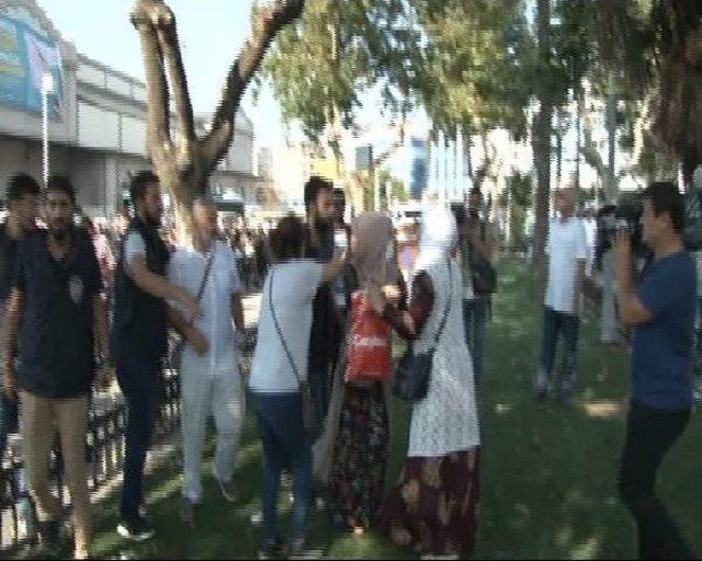 Kadıköy'de Hdp'liler Ile Polis Arasında Gerginlik..