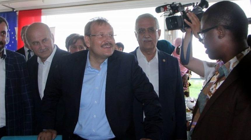 Başbakan Yardımcısı Hakan &Ccedil;avuşoğlu: