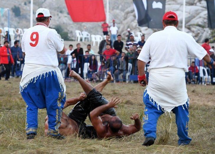 Feslikan’da Başpehlivan Fatih Atlı Oldu G1