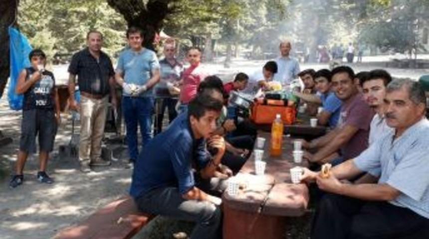 &Ccedil;ocuklara G&ouml;lc&uuml;k&rsquo;te Moral Pikniği