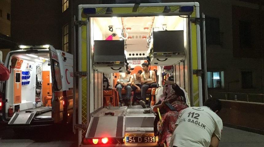 D&uuml;ğ&uuml;n Konvoyundan A&ccedil;ılan Ateş Sonucu 7 Kişi Yaralandı