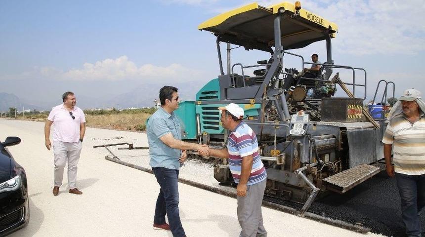 D&ouml;şemealtı&rsquo;nda Asfaltlama &Ccedil;alışmaları