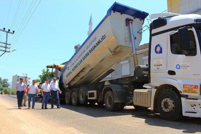 Kumluca Ve Finike’ye Sıcak Asfalt