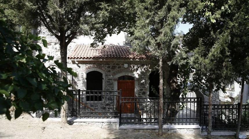 İzmir&rsquo;deki Tarihi Kilise Kitap Yuvası Olacak