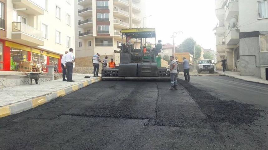 Asfalt &Ccedil;alışmaları S&uuml;r&uuml;yor