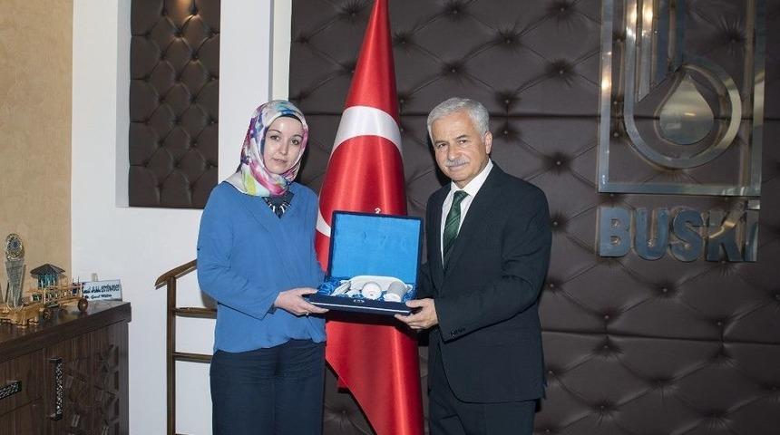 Alo 185 &Ccedil;ağrı Merkezi Ayın Elamanını Se&ccedil;ti