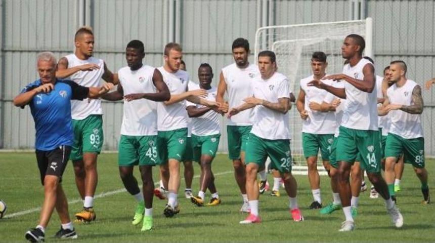 Bursaspor, Medipol Başakşehir Hazırlıklarını S&uuml;rd&uuml;r&uuml;yor