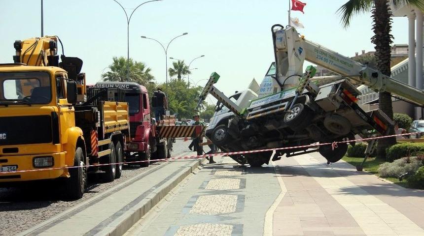 Samsun&rsquo;da Vin&ccedil; Devrildi: 2 Yaralı