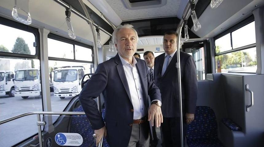 Başkan Kamil Sara&ccedil;oğlu, &rsquo;yeni Nesil Toplu Taşıma Ara&ccedil;ları&rsquo;nı İnceledi