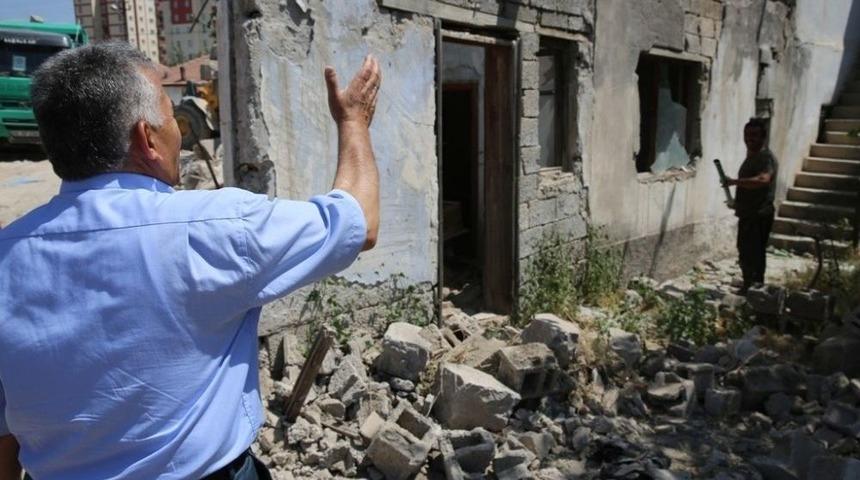 Kazım Karabekir Mahallesinde Kentsel D&ouml;n&uuml;ş&uuml;m &Ccedil;alışmaları S&uuml;r&uuml;yor