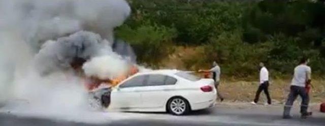 Yangın Tüpleri Yetersiz Kalınca Lüks Otomobil Alev Alev Yandı