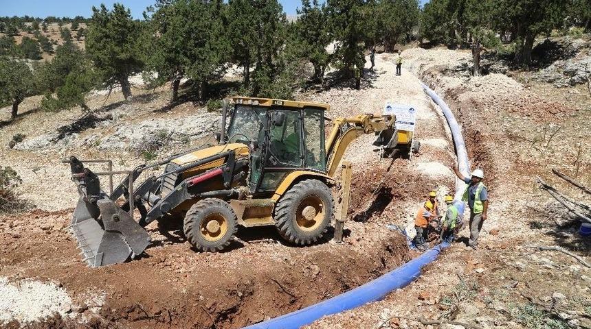 Aksıfat Grup Mahallelerinin İ&ccedil;me Suyu Sorunu &Ccedil;&ouml;z&uuml;l&uuml;yor