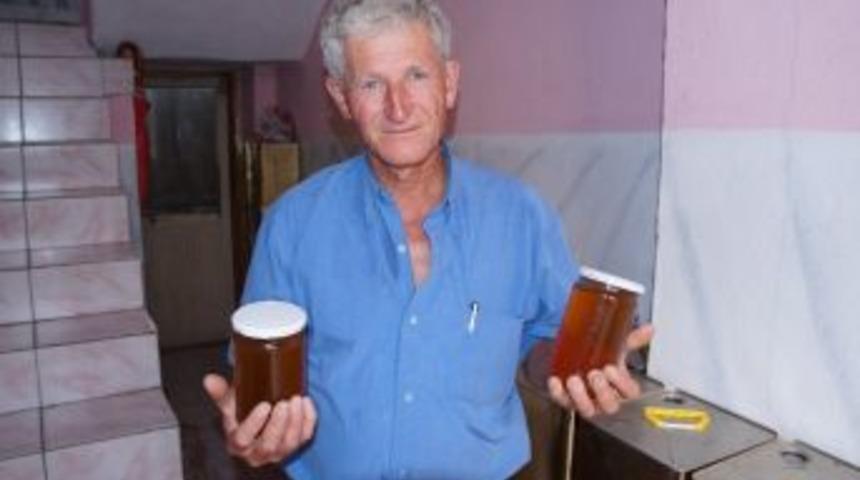 75 Teneke Kovandan 2 Ton Bal &Ccedil;ıkardı