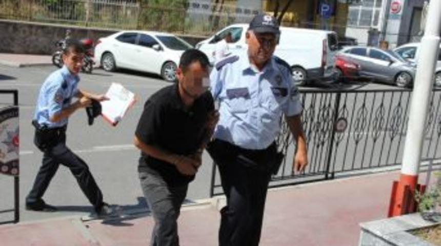 İnşaattan Musluk &Ccedil;alan Gen&ccedil; Yakalandı