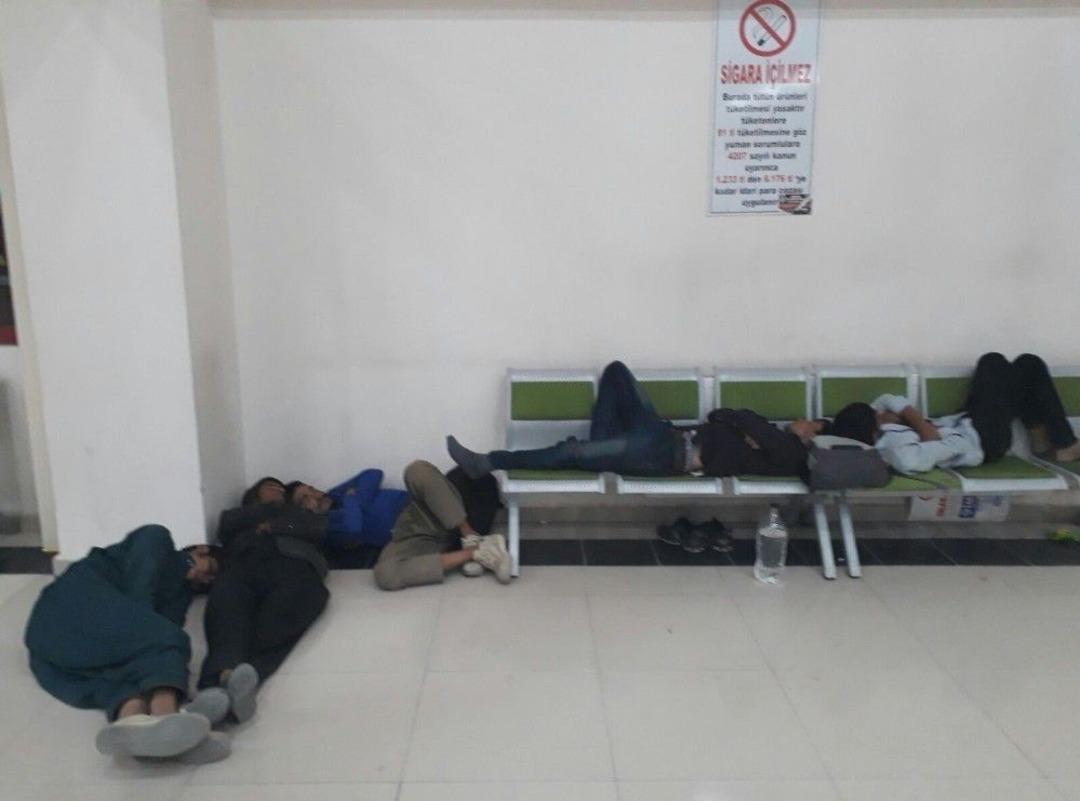 Ağrı&rsquo;da G&ouml;&ccedil;menlerin &Ccedil;aresiz Bekleyişi