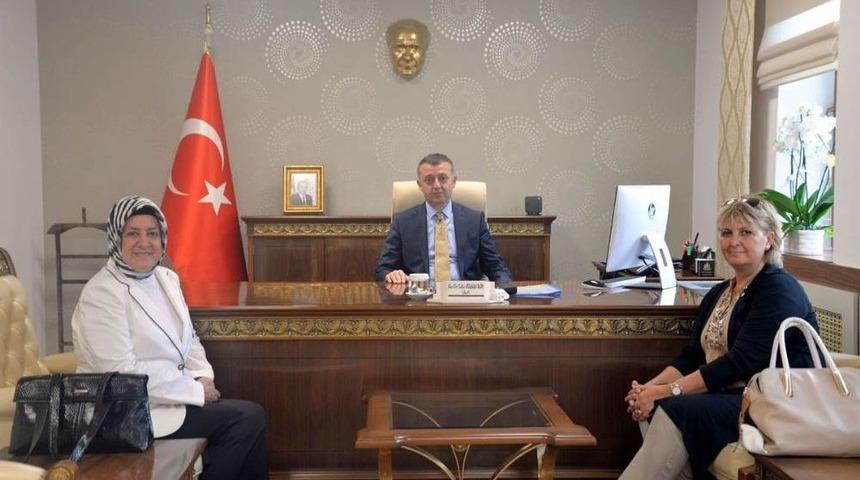 Vali B&uuml;y&uuml;kakın&rsquo;a Ziyaretler