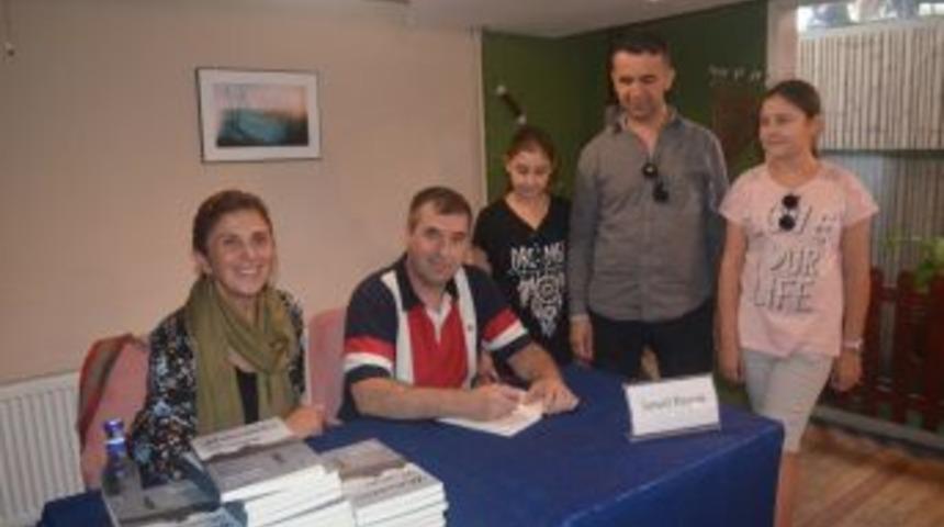 Kitabın Geliri Kornea Nakli Bekleyen Minik Simge Naz İ&ccedil;in